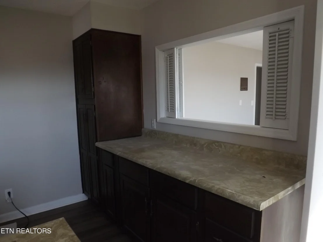 Photo of 262 OXFORD Circle