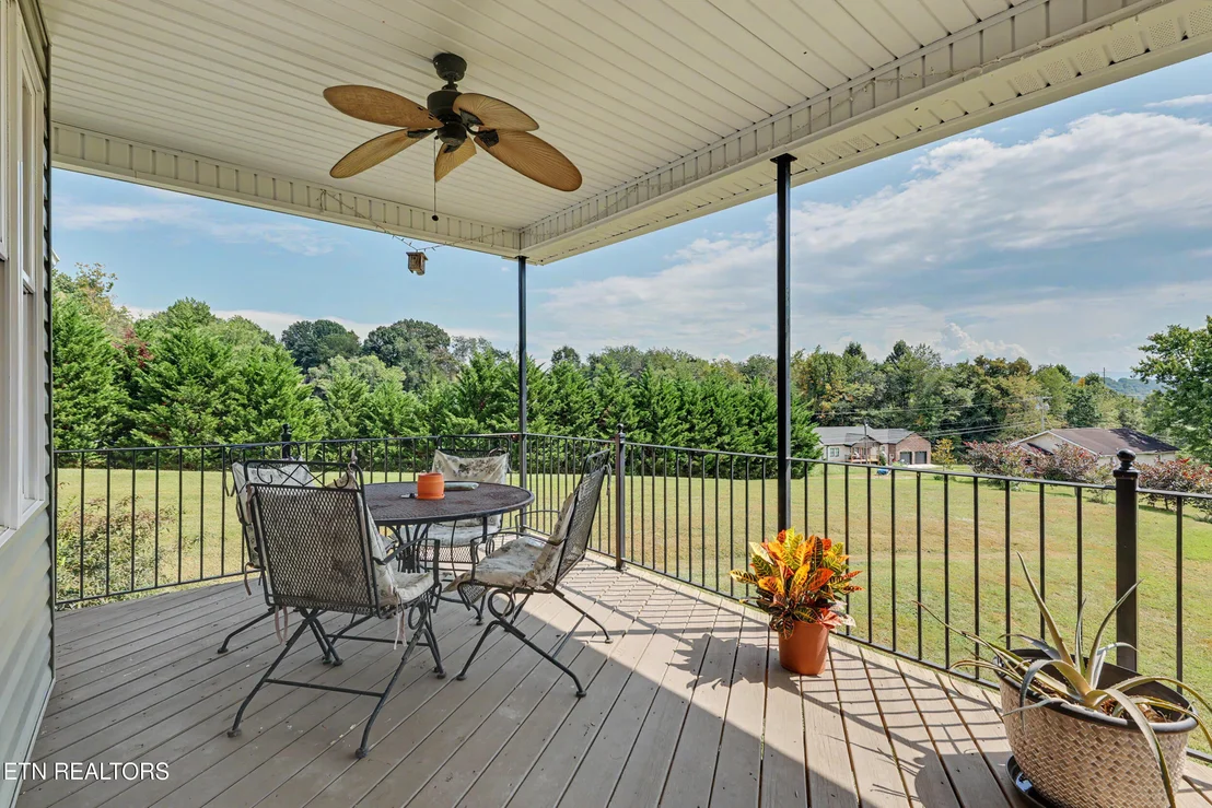 Photo of 1090 Shell Rd