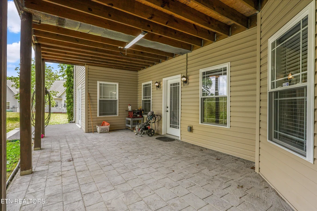 Photo of 1697 Davis Ferry Rd