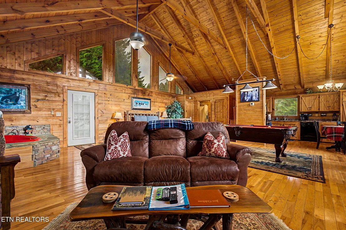 Photo of 3022 Hatcher Mtn Rd
