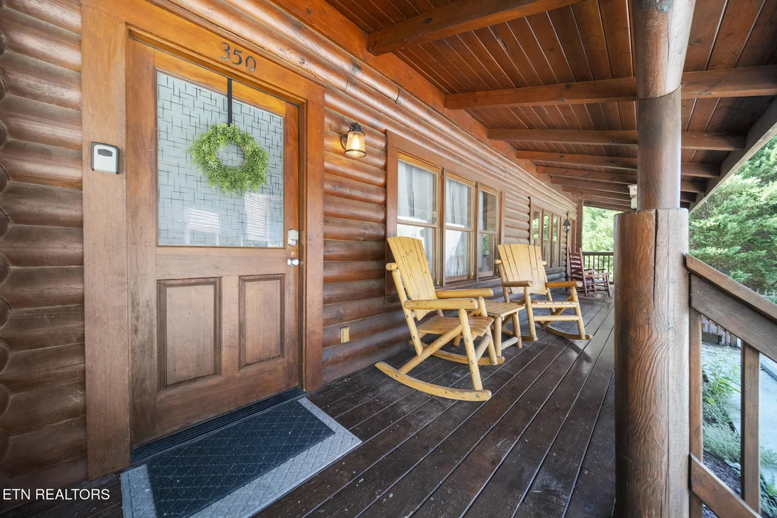 Photo of 350 Big Bear Way