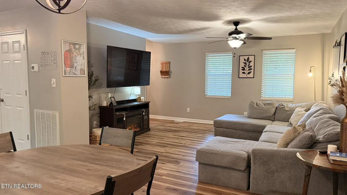 Photo of 1065 Briar Court