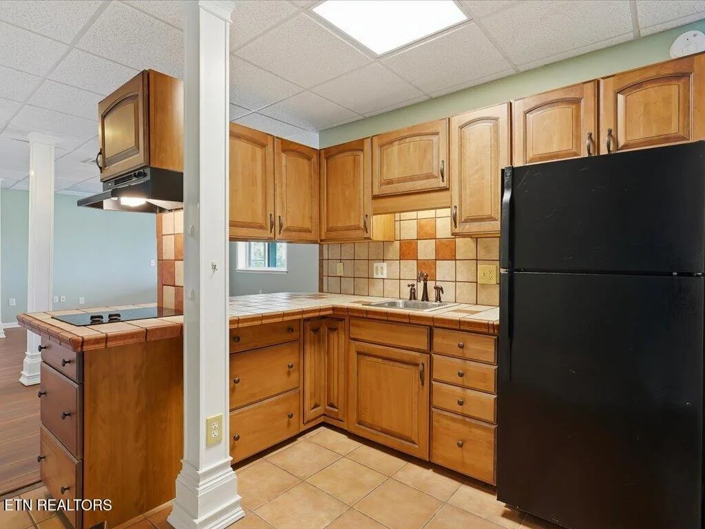 Photo of 311 Alberts Cove