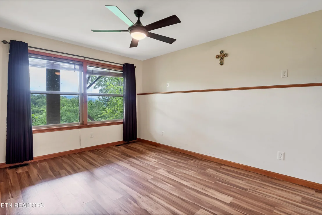 Photo of 620 Hawk View Drive