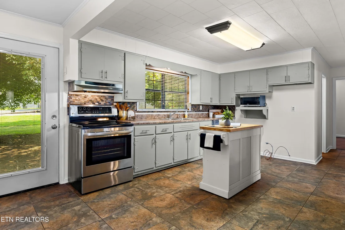 Photo of 170 Dotson Rd