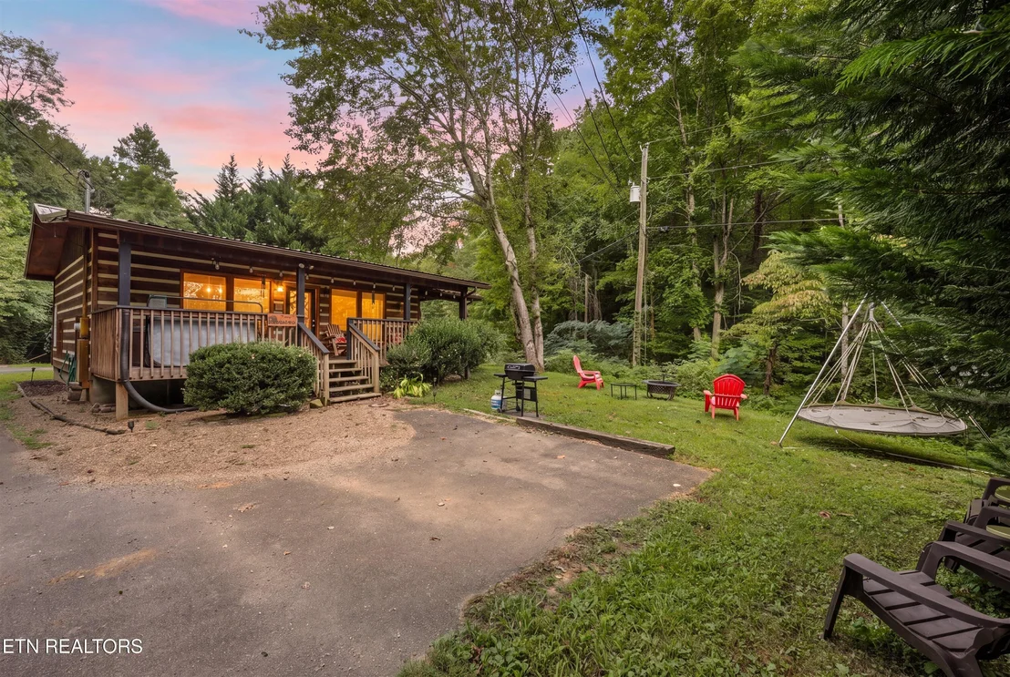 Photo of 4424&4428 Grindstone Ridge Rd