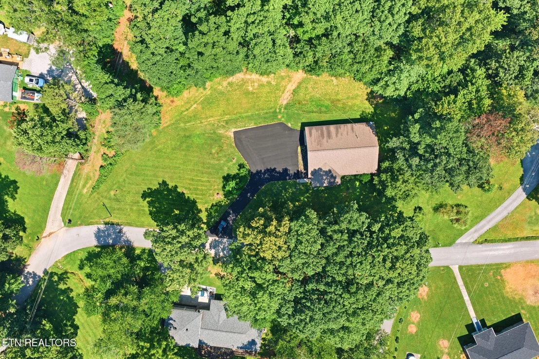 Photo of 241 Skyline Drive