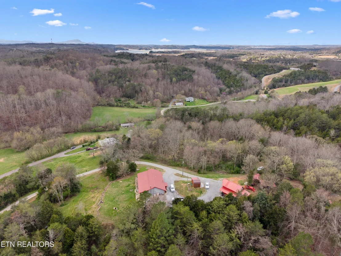 Photo of 2357 Hall Rd