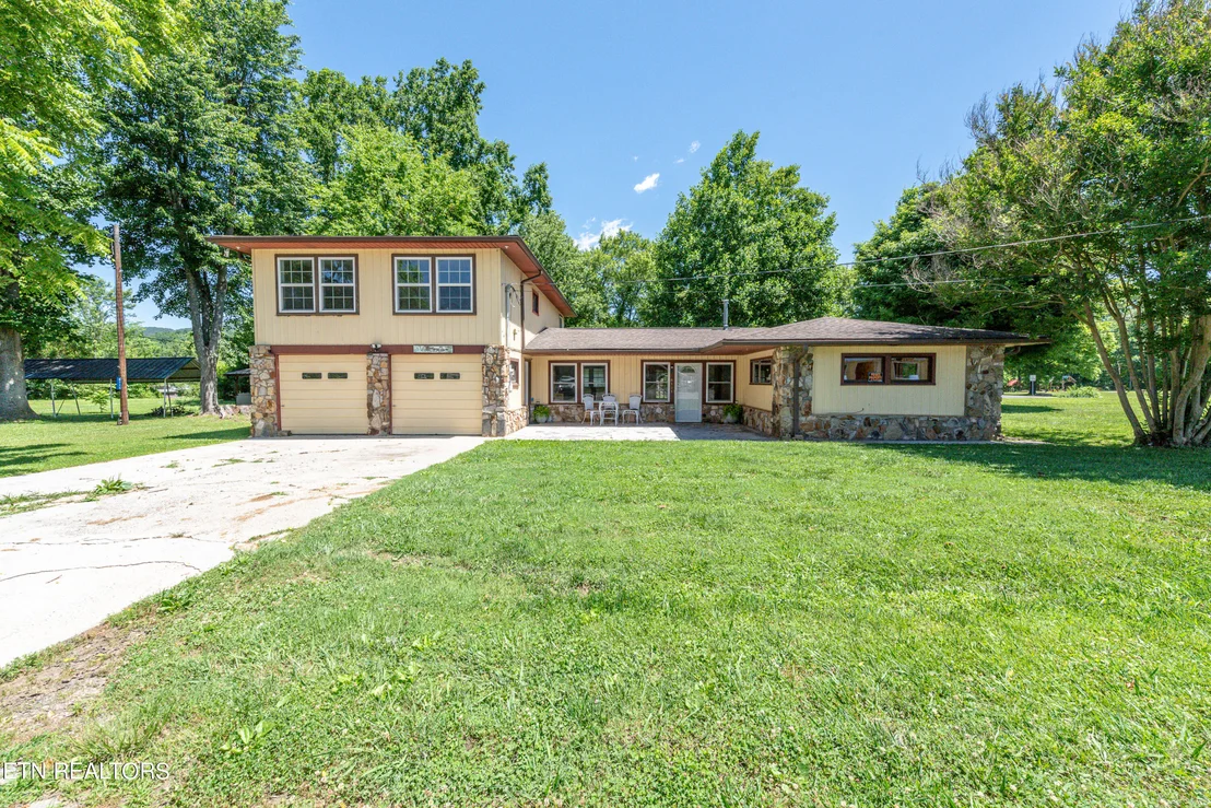 Photo of 8121 Old Highway 73