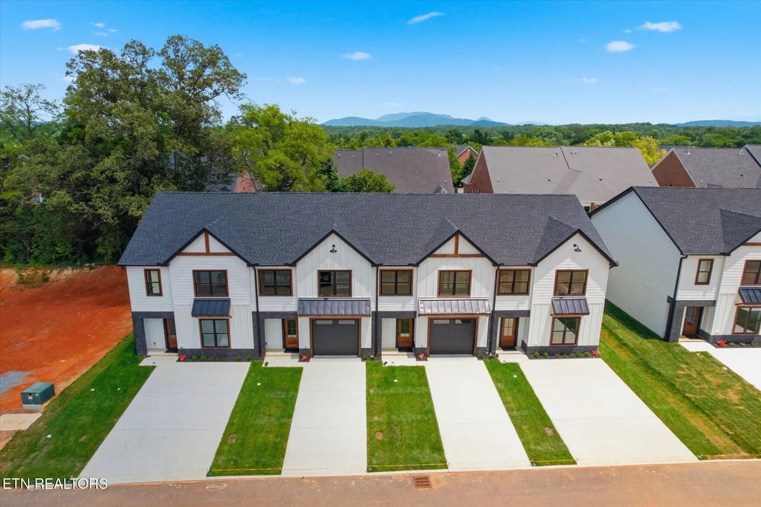 Photo of 1341 Grace Ridge Drive