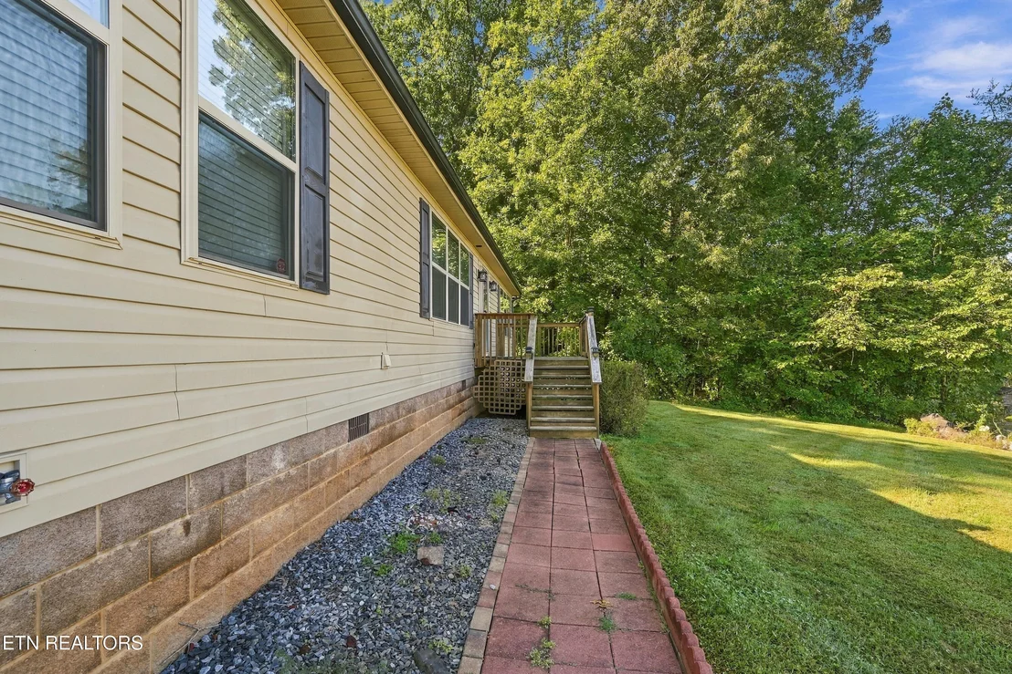 Photo of 2021 Compton Court