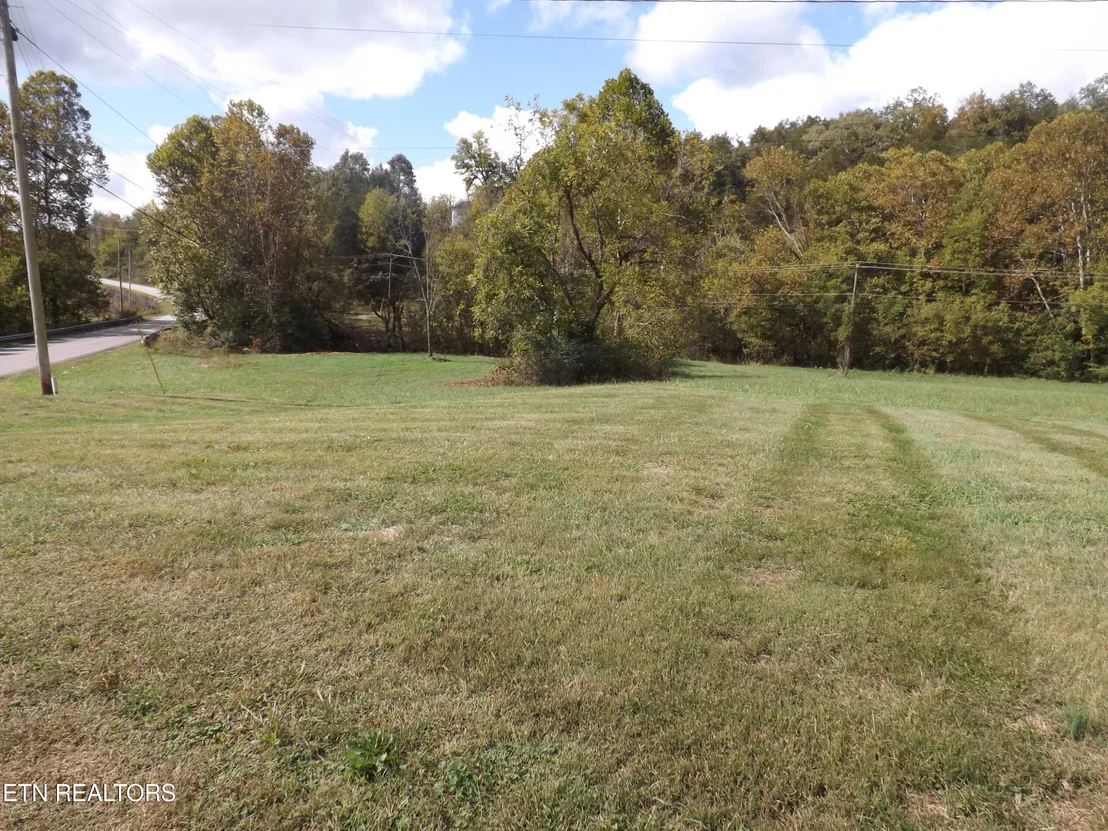 Photo of 829 Bristol Rd