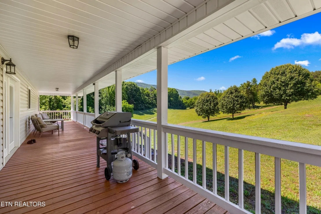 Photo of 2433 Green Rd