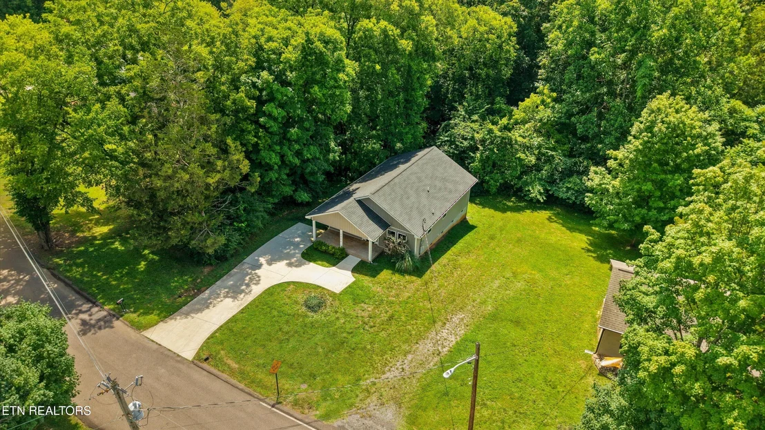 Photo of 3900 Wayne Drive