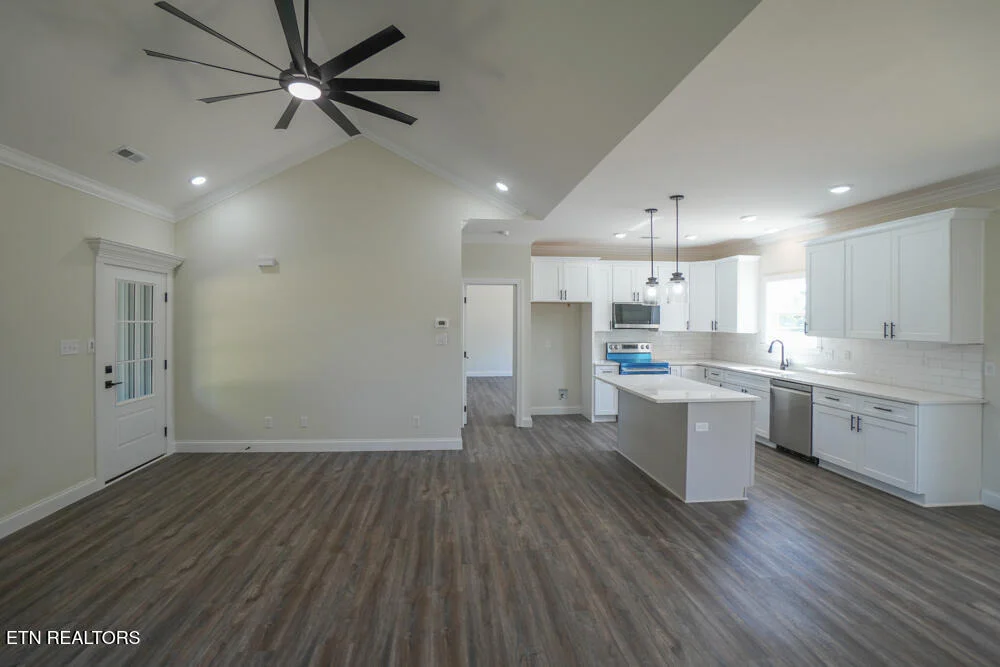 Photo of 5145 Gregory Rd