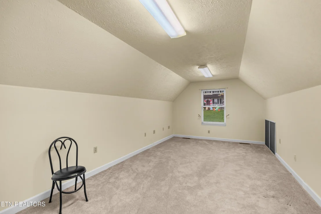 Photo of 1401 Brookfield Drive