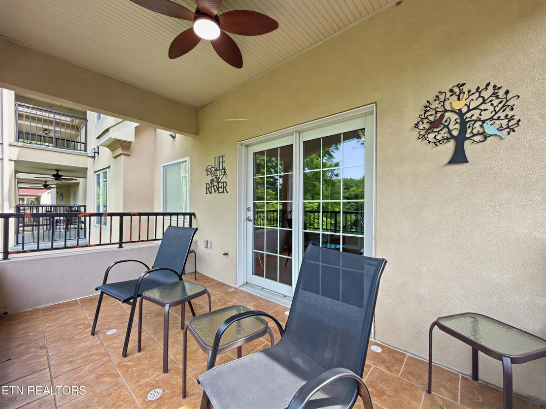 Photo of Unit UNITB301 at 609 River Place Way