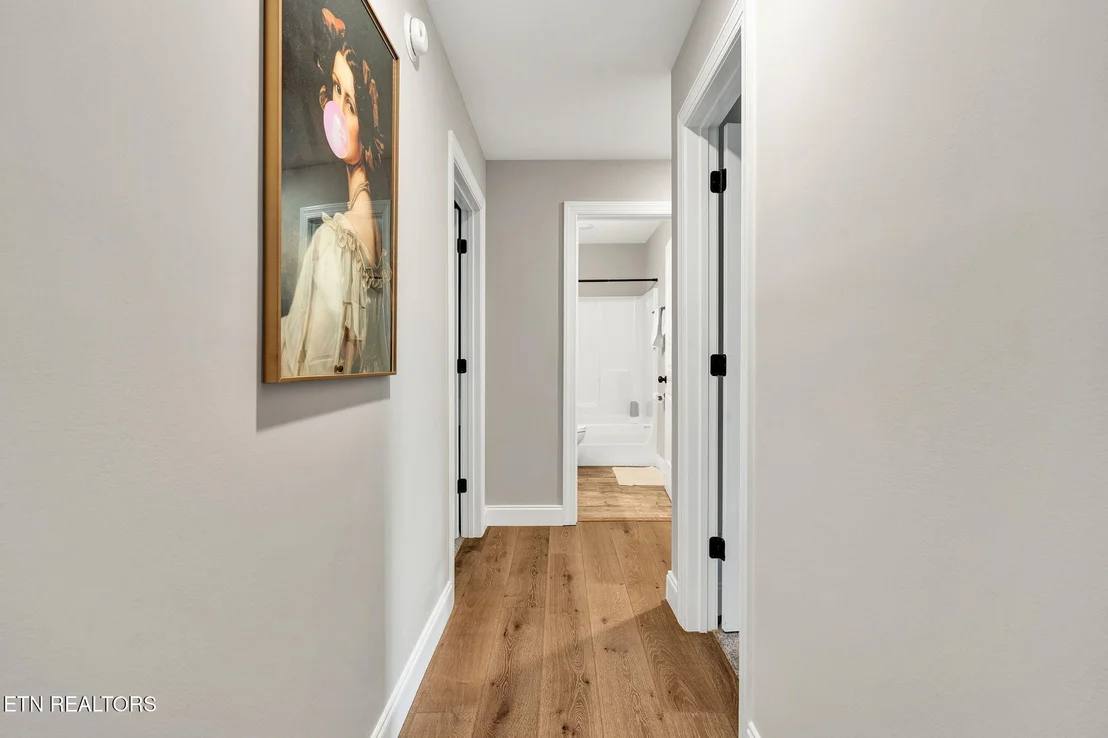 Photo of 110 NE Quail Run