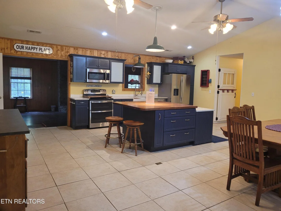 Photo of 540 Leistner