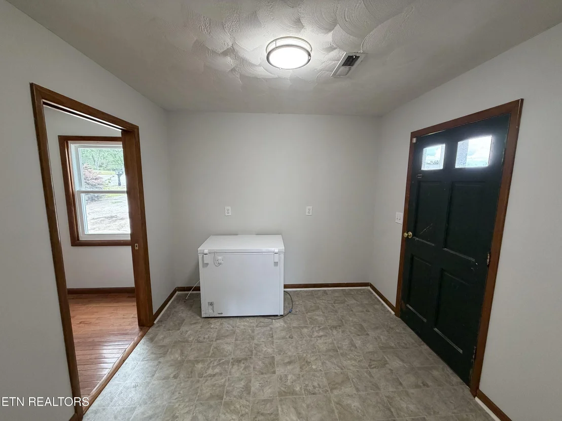 Photo of 302 Sunset Lane