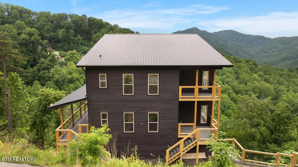 Photo of 3225 Emerald Springs Loop Rd