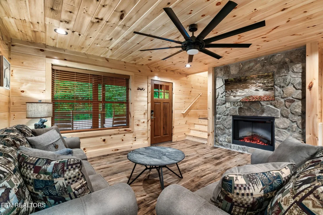 Photo of 3211 Old Mountain Rd