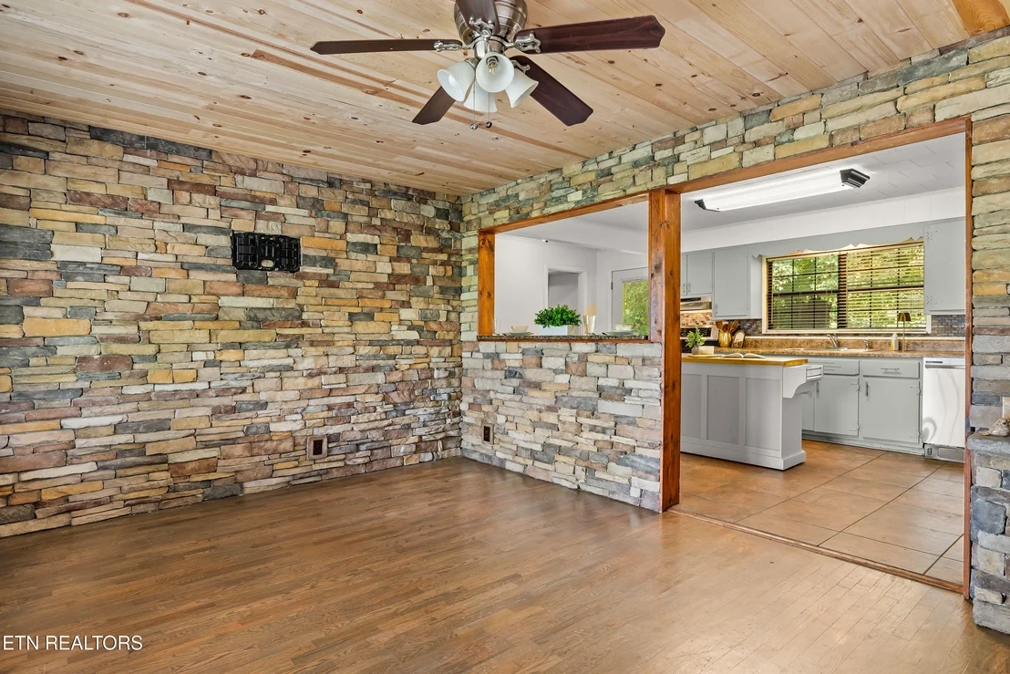 Photo of 170 Dotson Rd