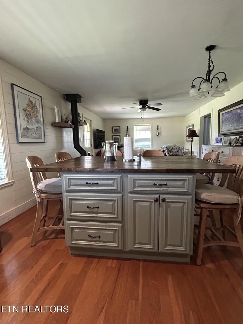 Photo of 1246 Greenbriar Rd