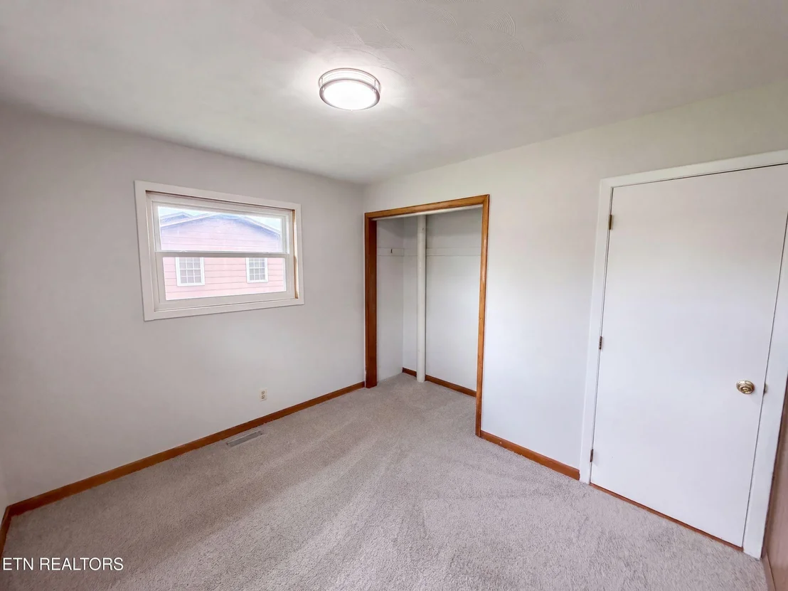 Photo of 302 Sunset Lane