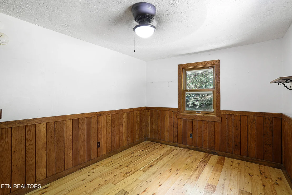 Photo of 160 Thomas Ed Roach Lane