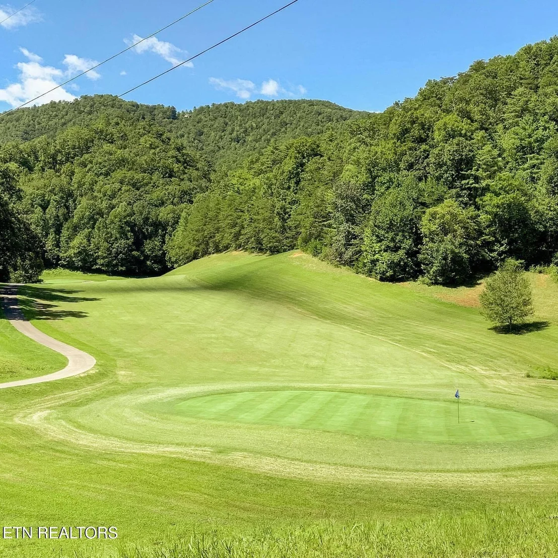 Photo of 122 Lakeside Trace