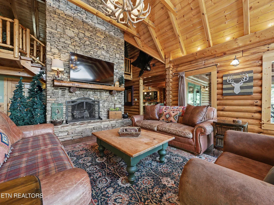 Photo of 2414 Walnut Cove Way Way