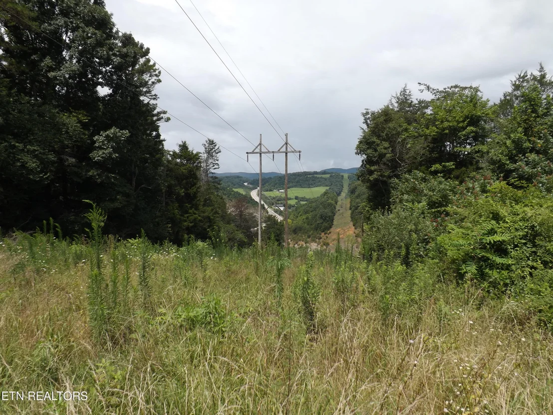 Photo of 5075 E Highway 25E
