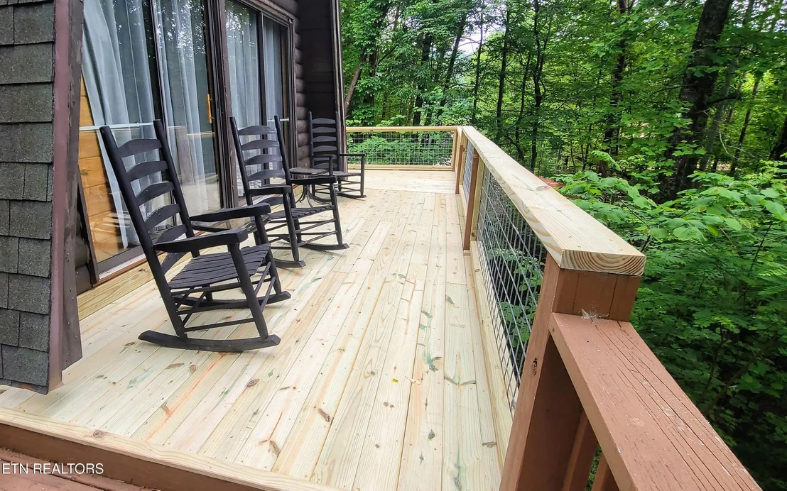 Photo of 1020 Ski View Lane