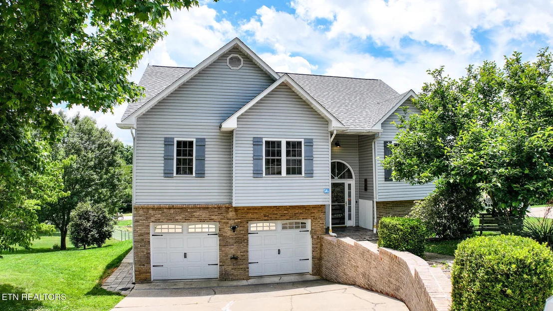 Photo of 220 Colricia Drive