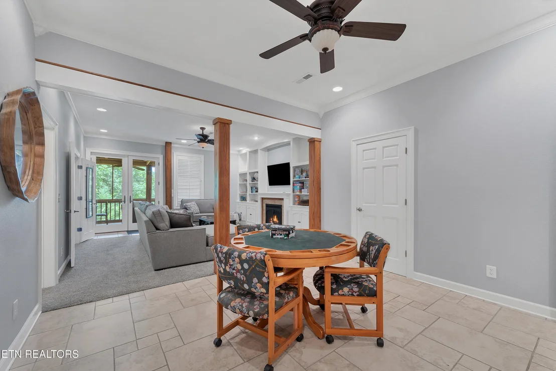 Photo of 374 Laurel Rd