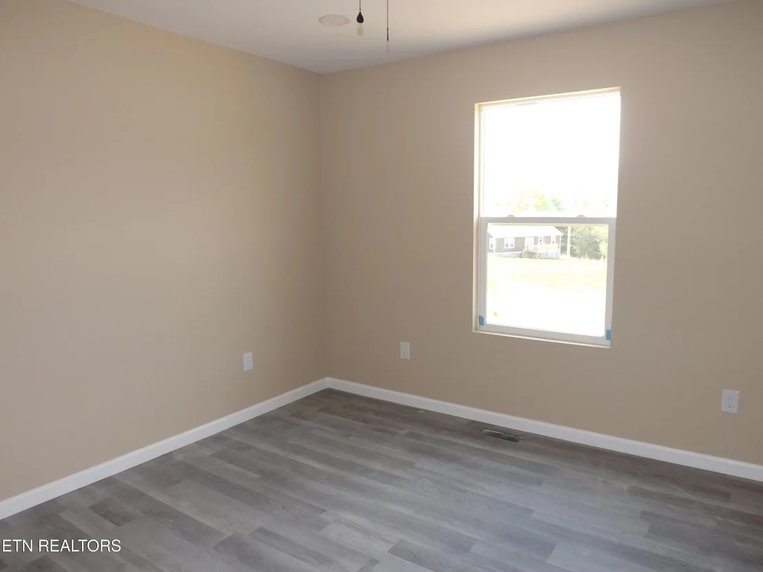 Photo of 935 Shawanee Rd