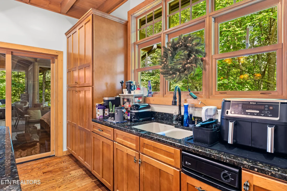 Photo of 112 Sunshine Way