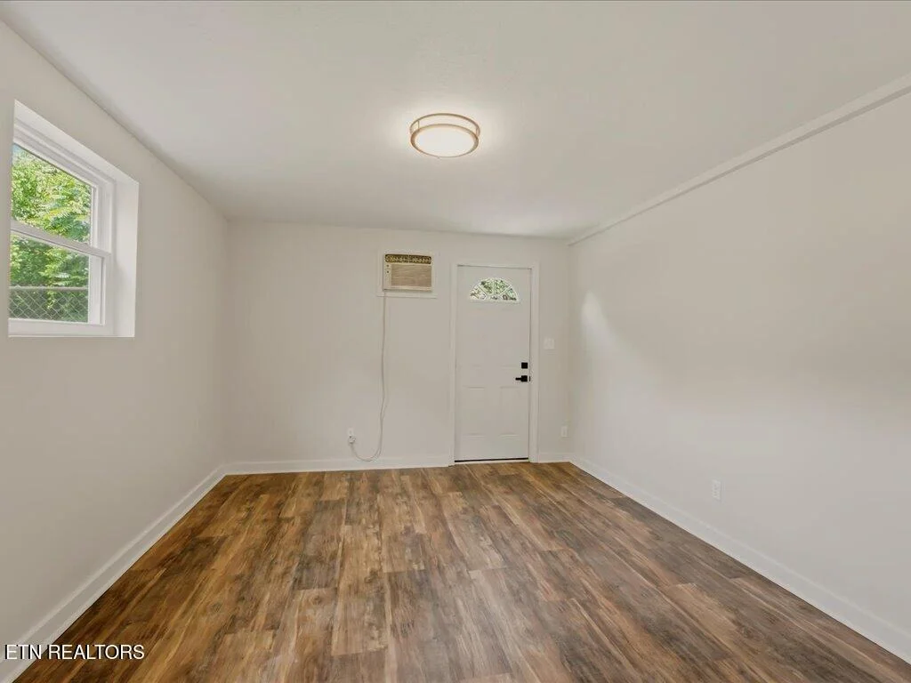 Photo of 1241 Taylor Rd