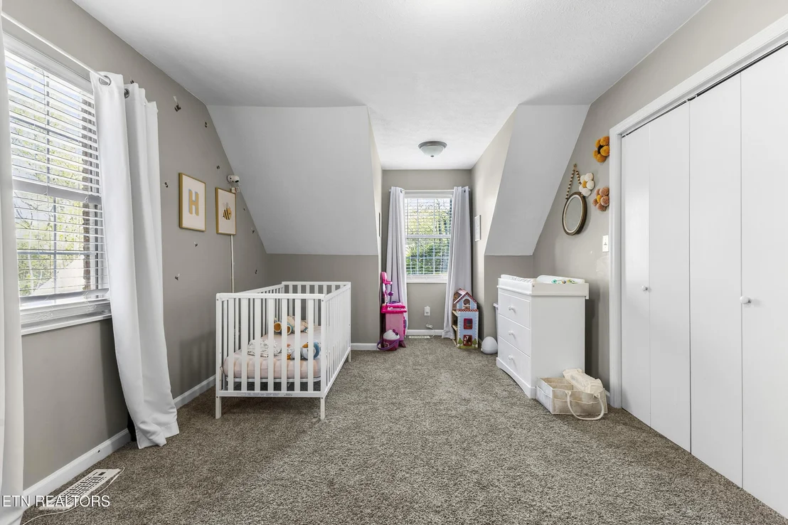 Photo of 1065 Briar Court