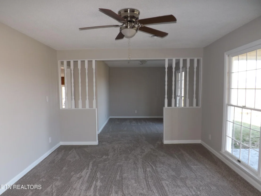 Photo of 262 OXFORD Circle