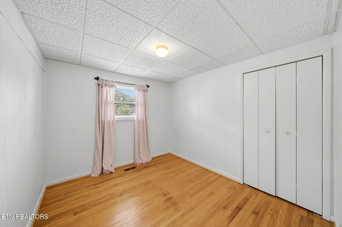 Photo of 912 Bud Lane