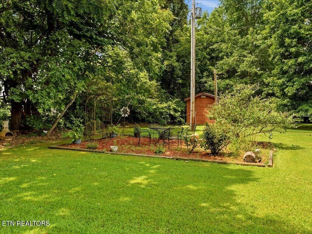 Photo of 855 Chestnut Grove Circle