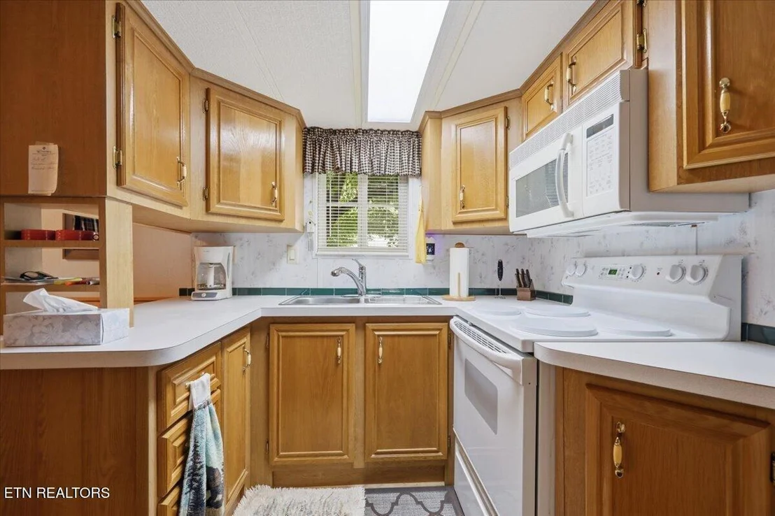 Photo of 856 Peacock Ridge Drive
