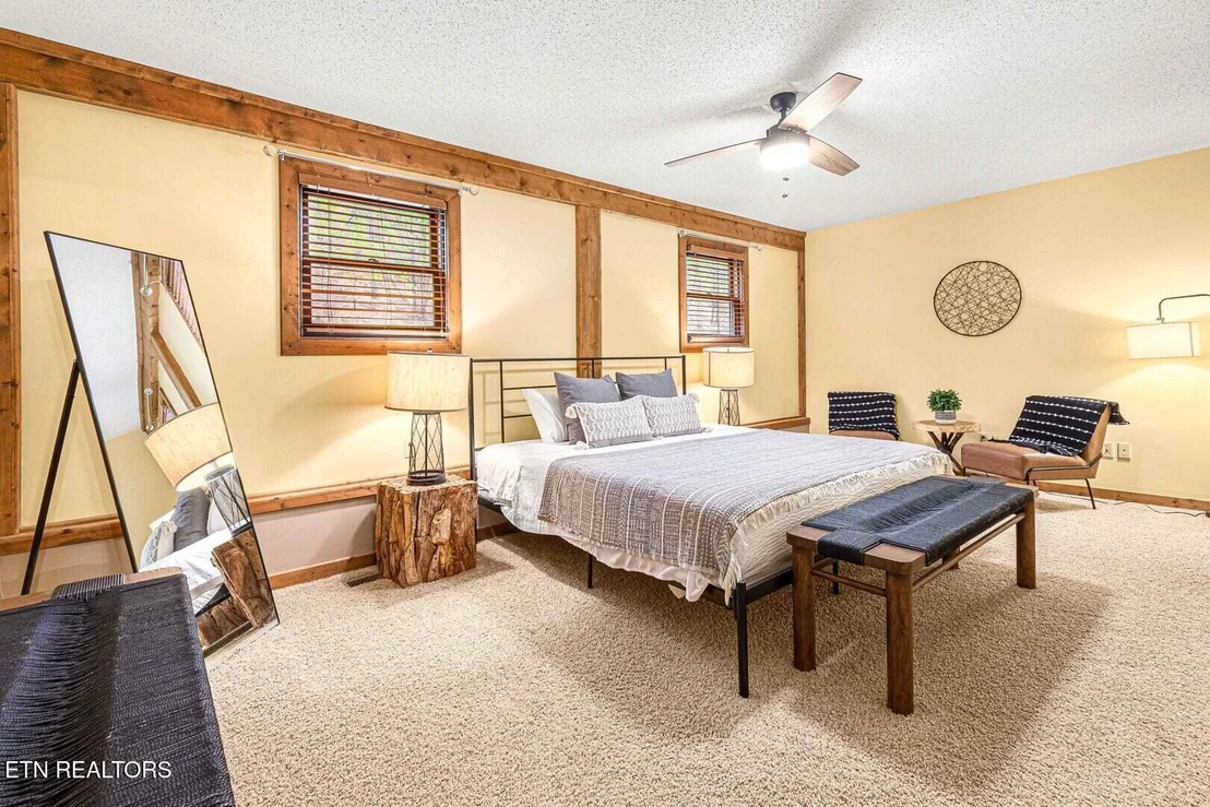 Photo of 1293 Laurel Lick Rd