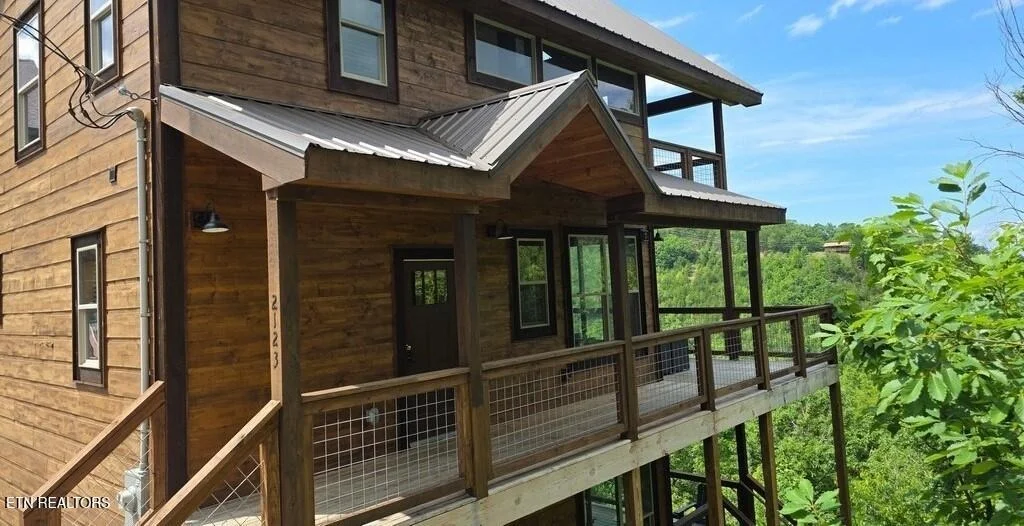 Photo of 2123 Windy Lane