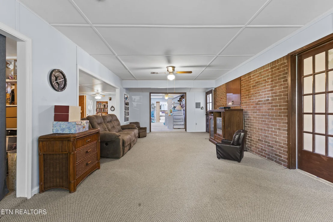 Photo of 2645 Mountain View Drive