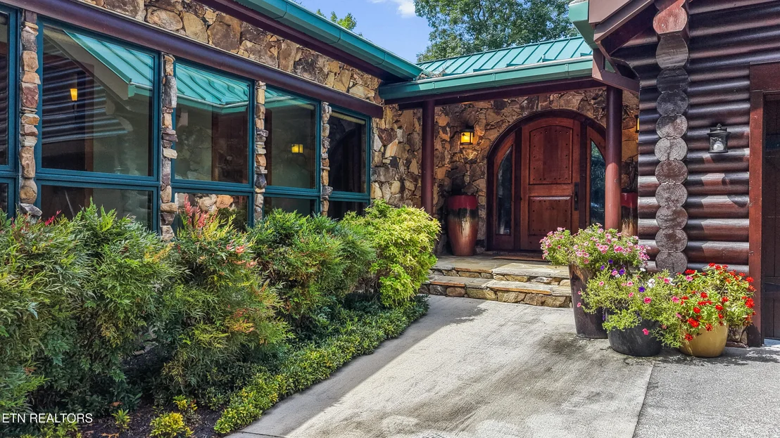Photo of 524 Laurel Rd