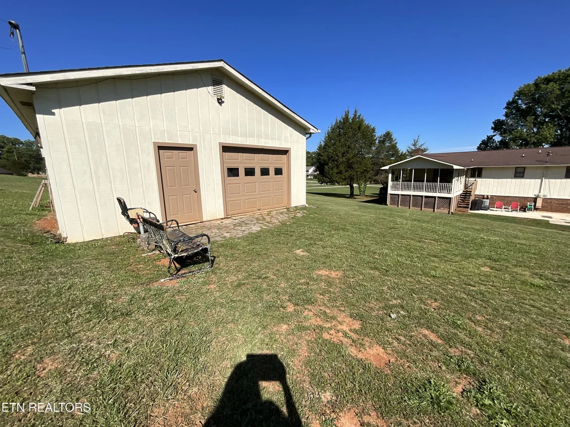 Photo of 651 River Rd