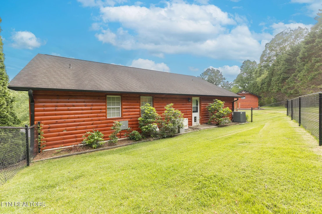 Photo of 3307 Valley High Rd